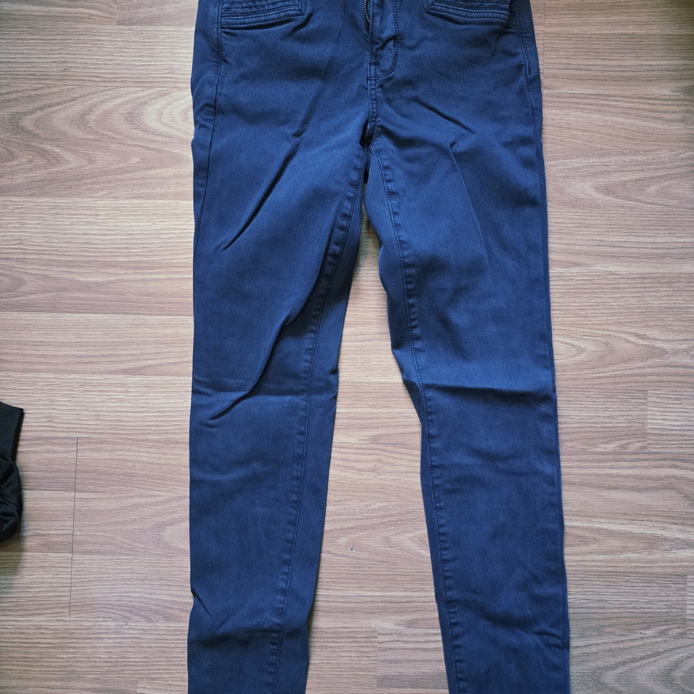 American Eagle Outfitters Deep Blue Jeans